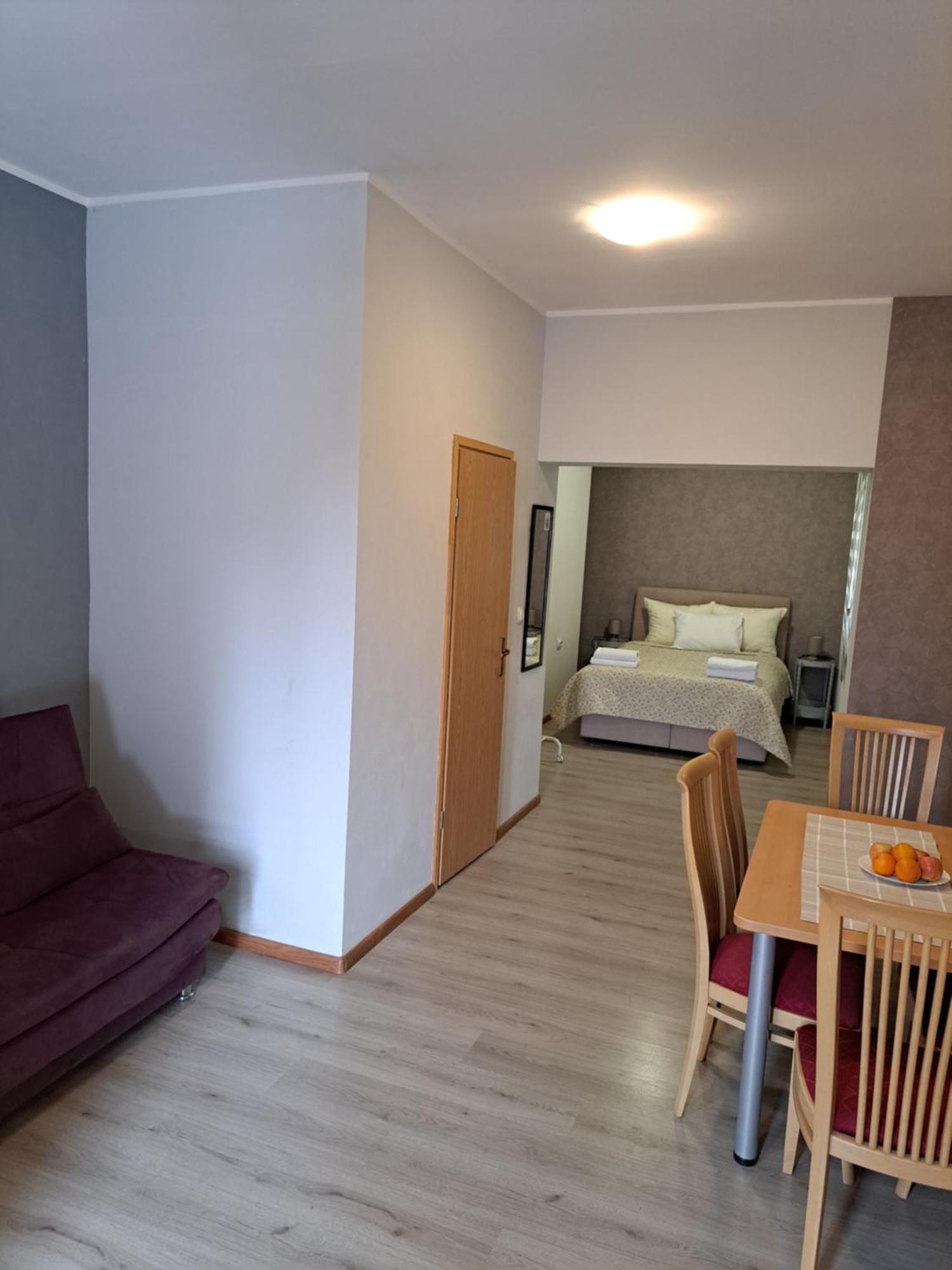 Sobe Apartmani Svitlana Sukošan Exterior foto